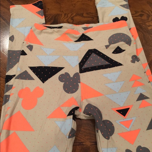 LuLaRoe Disney Mickey Mouse OS leggings Aztec BNWT - Picture 2 of 7
